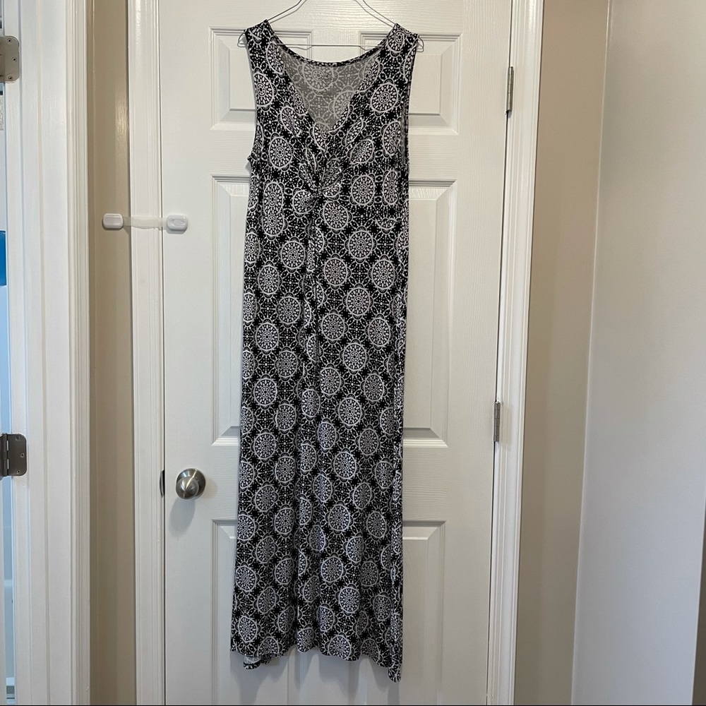 Black/White, St John’s Bay Maxi Dress, Size PL